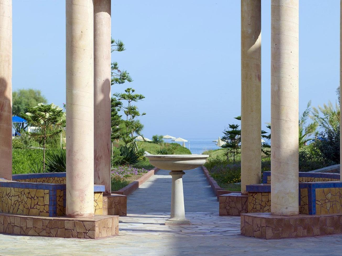 Orpheas Resort Hotel (Adults Only) Paralia Kourna ภายนอก รูปภาพ