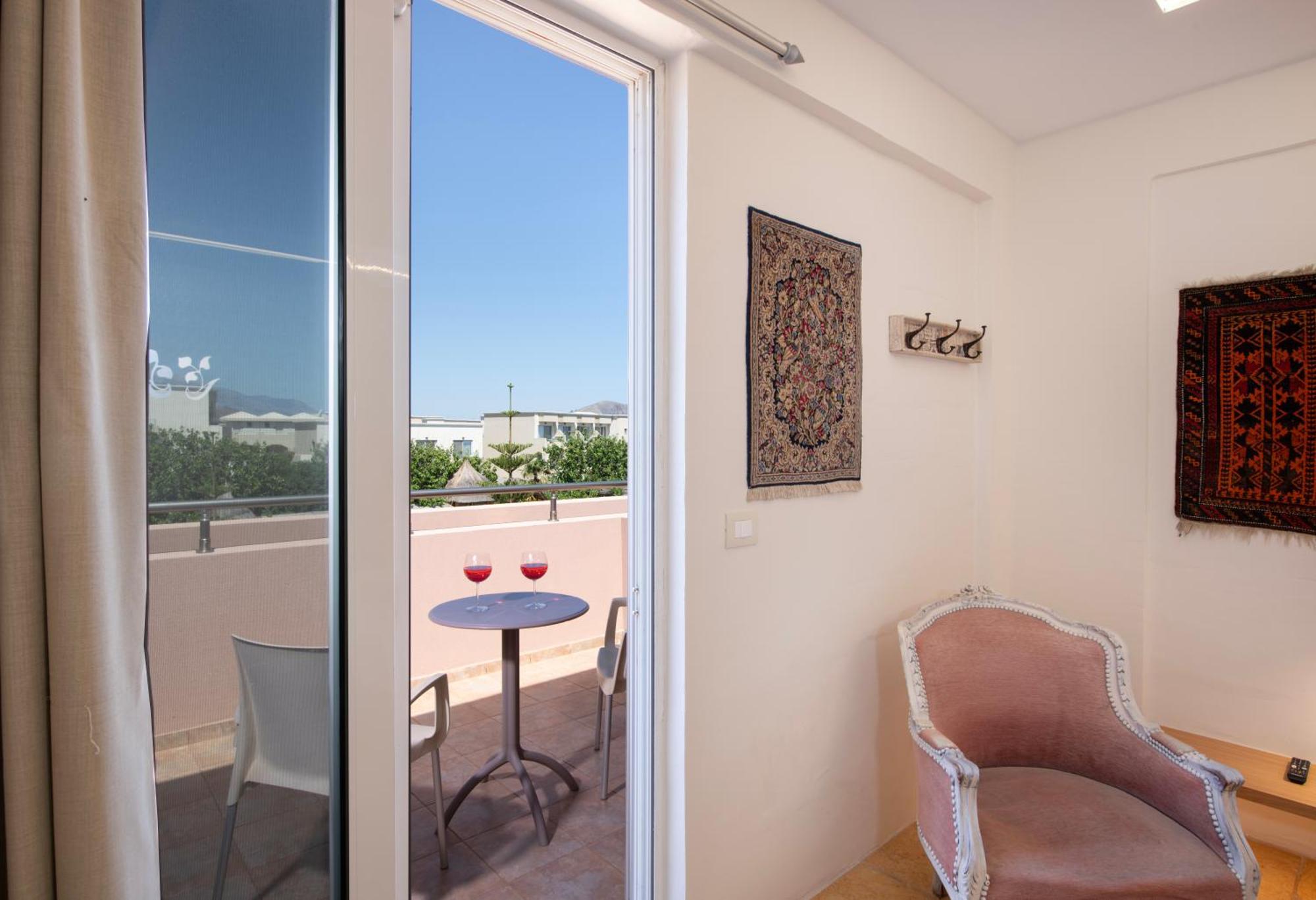 Orpheas Resort Hotel (Adults Only) Paralia Kourna ภายนอก รูปภาพ