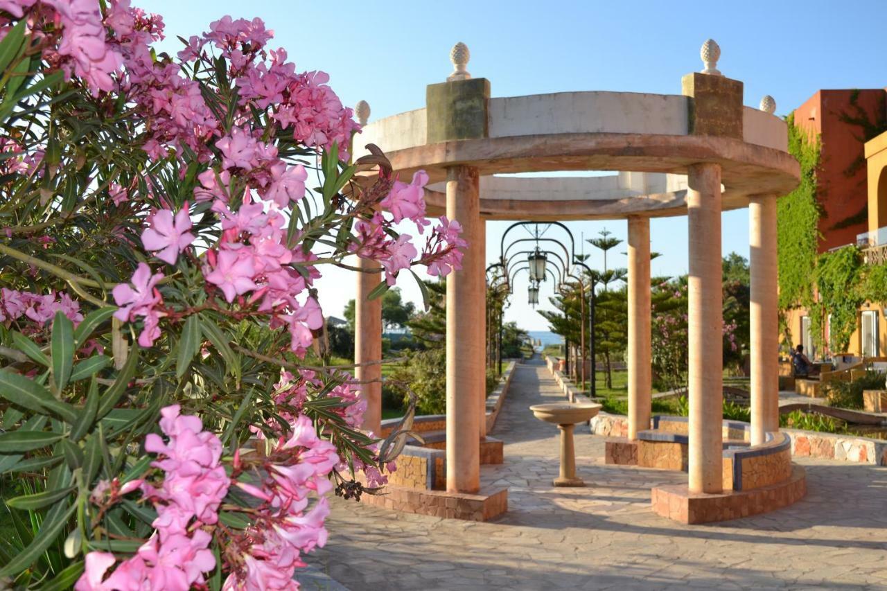 Orpheas Resort Hotel (Adults Only) Paralia Kourna ภายนอก รูปภาพ